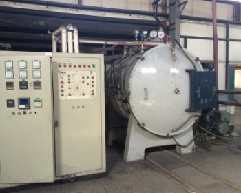 High temperature vacuum furnace